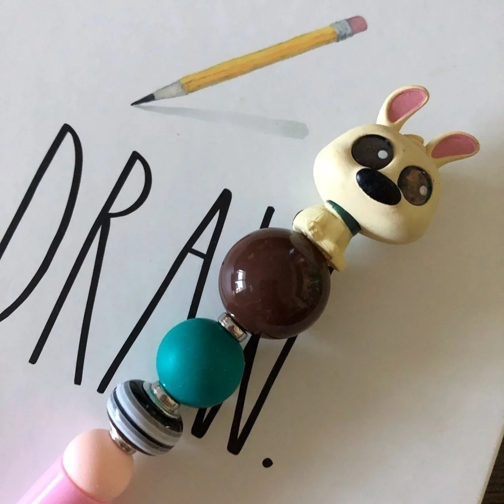 Disney Doorables: Mulan: Little Brother handmade beaded pen